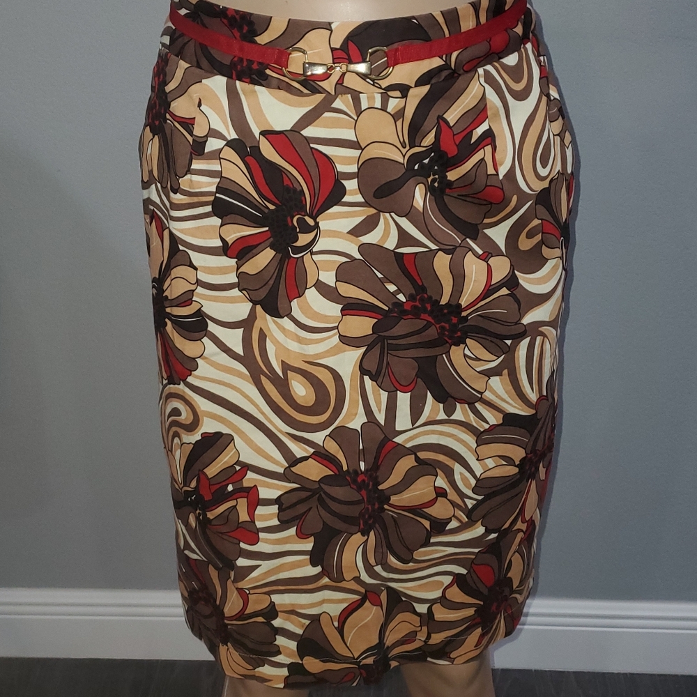 Woman's Brown Skirt. 🎁🎁Entire closet 4/$30🎁🎁